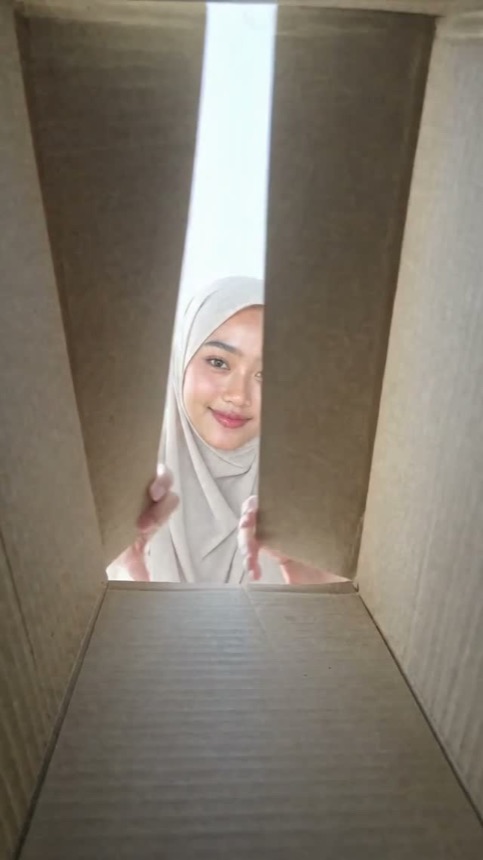 Unboxing — Fashion